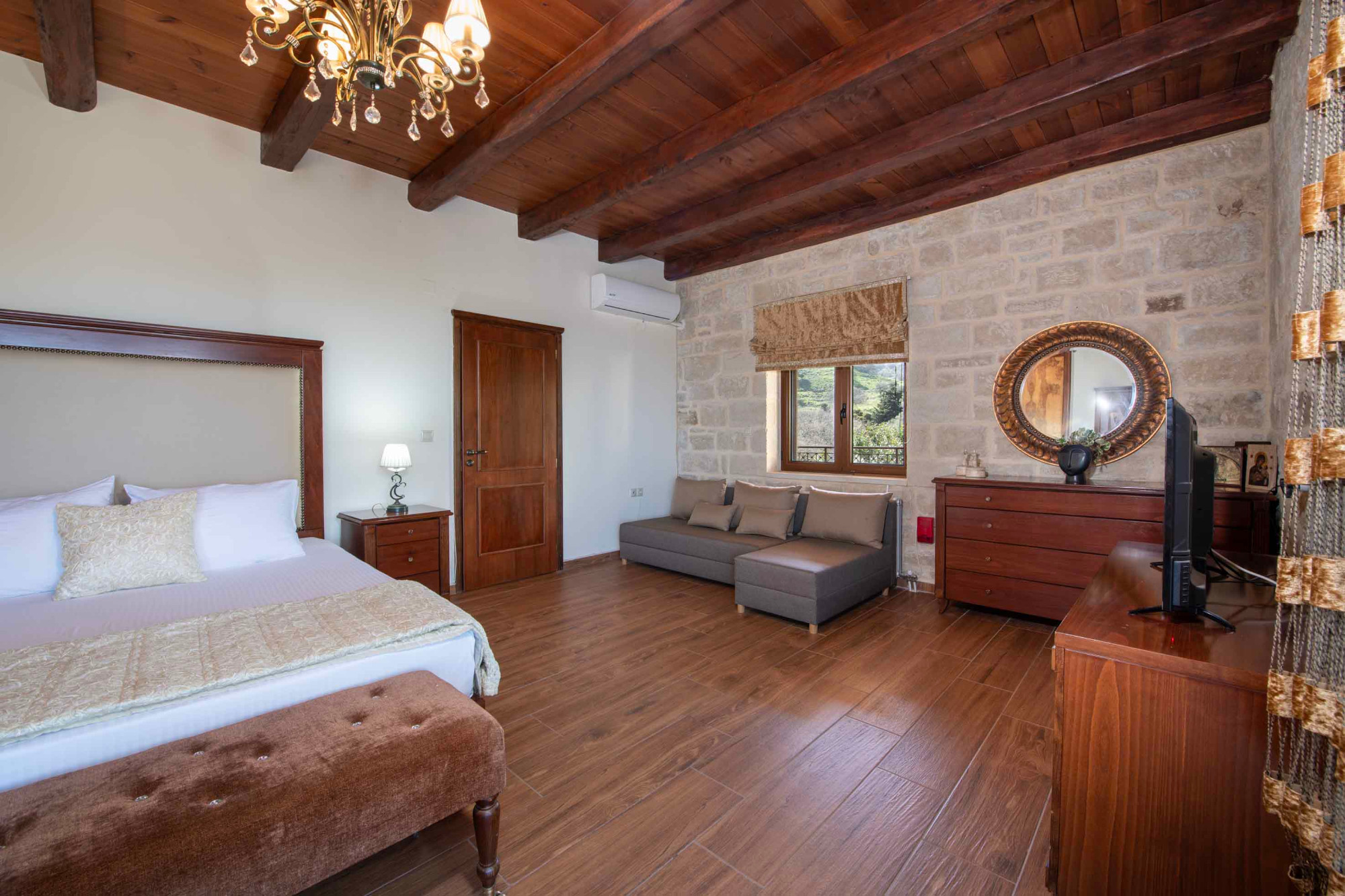 Geroulios Kastro Villa Complex 